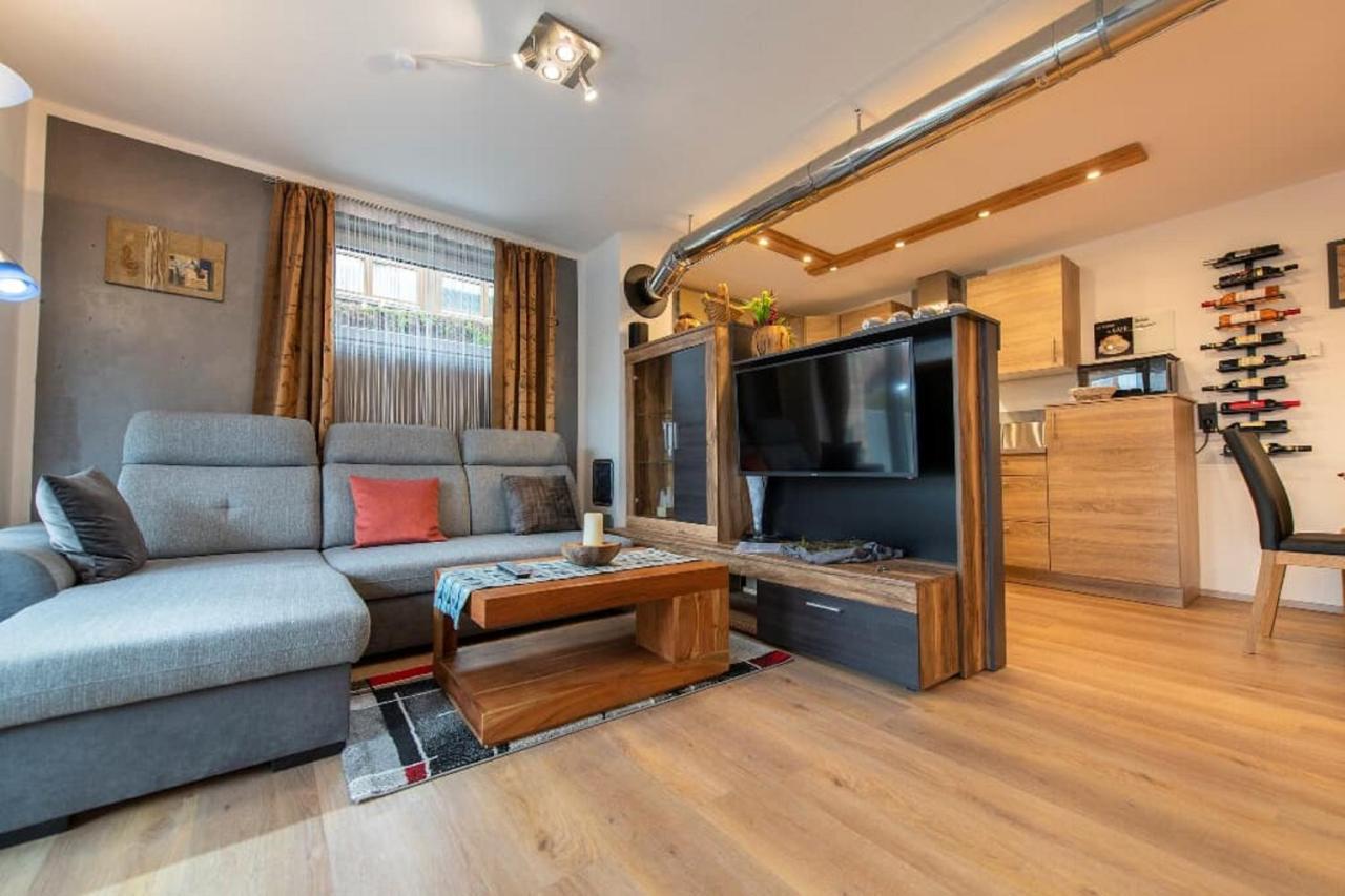 Klotz Apartment *